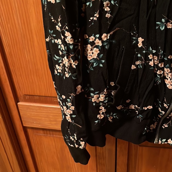 Dalia floral jacket with zipper - Picture 5 of 13